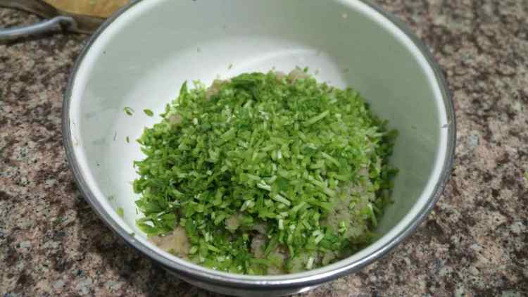 豌豆苗蒸饺步骤4