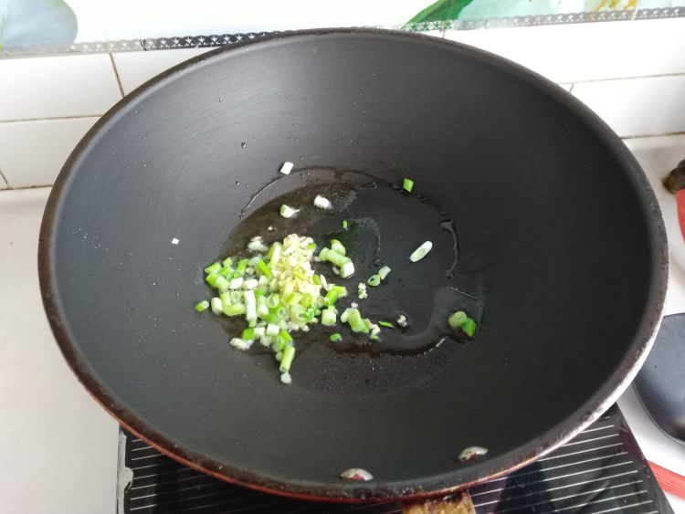 素炒茭白步骤5