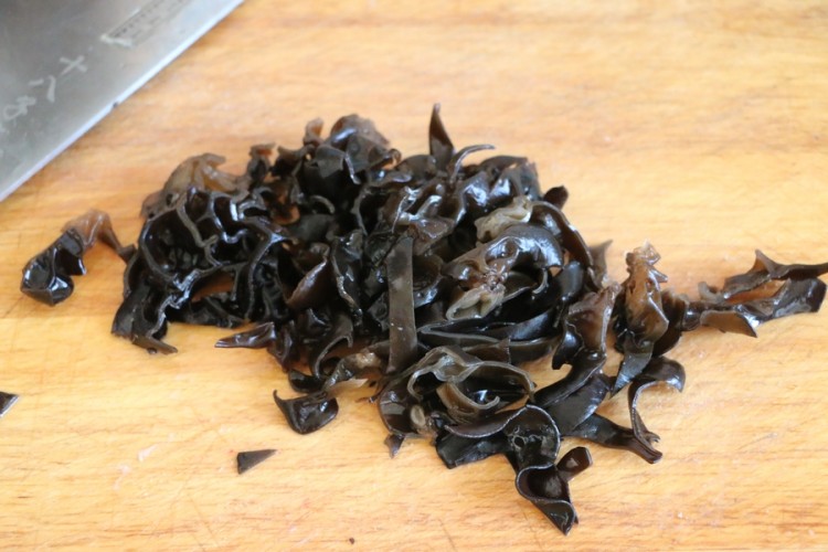 蒜薹炒牛肉丝步骤3