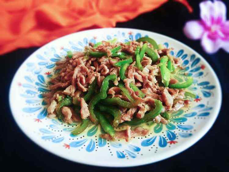 青椒肉丝步骤8