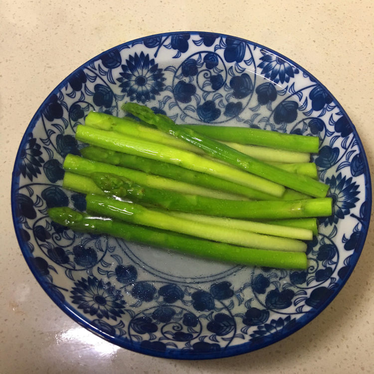 #盛夏餐桌#响油芦笋步骤6