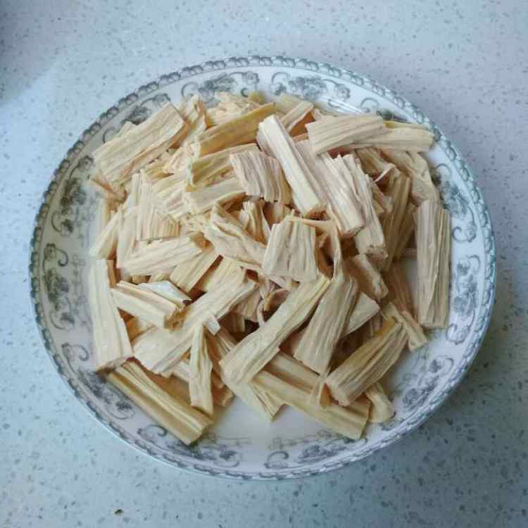 腐竹炒土豆片步骤1