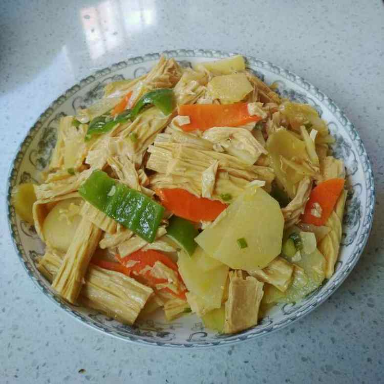 腐竹炒土豆片步骤9