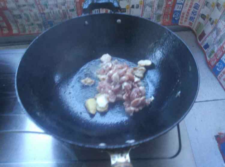 瘦肉炒荷兰豆步骤4