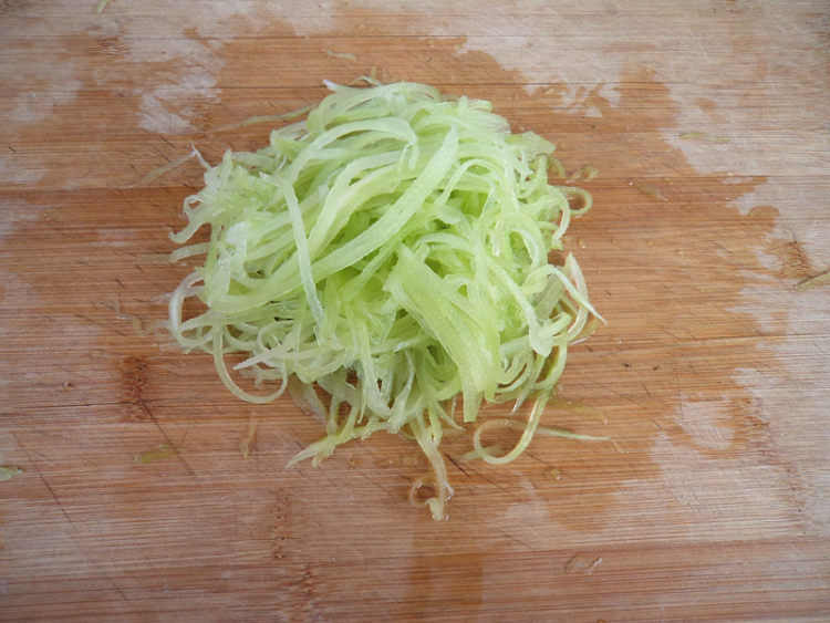 凉拌莴笋丝#盛夏餐桌#步骤3