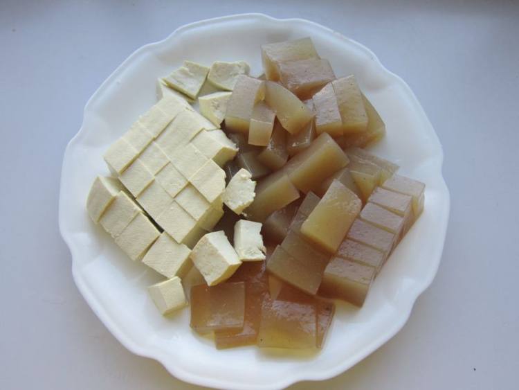 魔芋烧豆腐步骤2