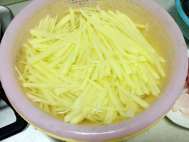 炒土豆丝步骤3