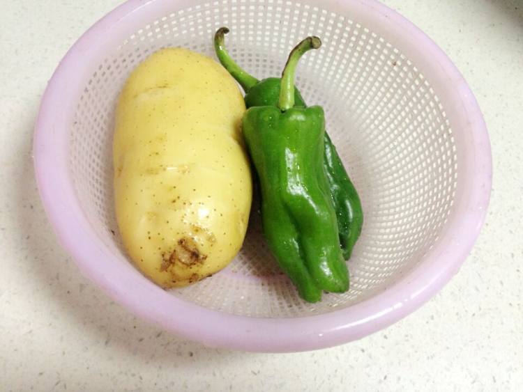 炒土豆丝步骤1