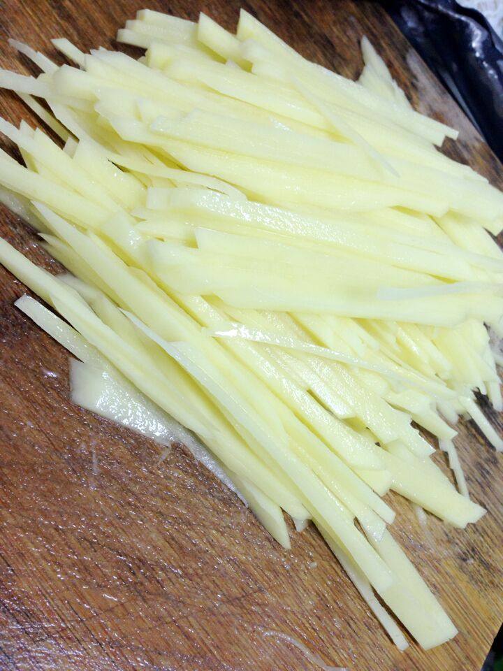 炒土豆丝步骤2