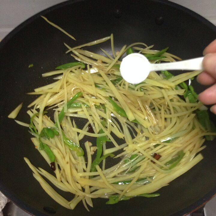 炒土豆丝步骤8