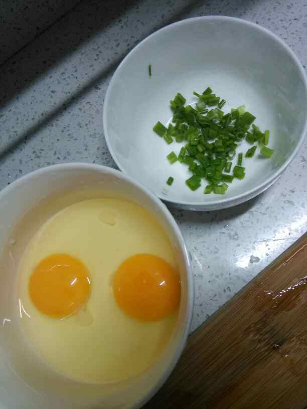 蒸鸡蛋步骤1