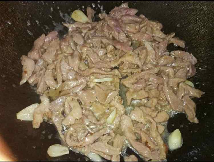 胡萝卜肉丝步骤5