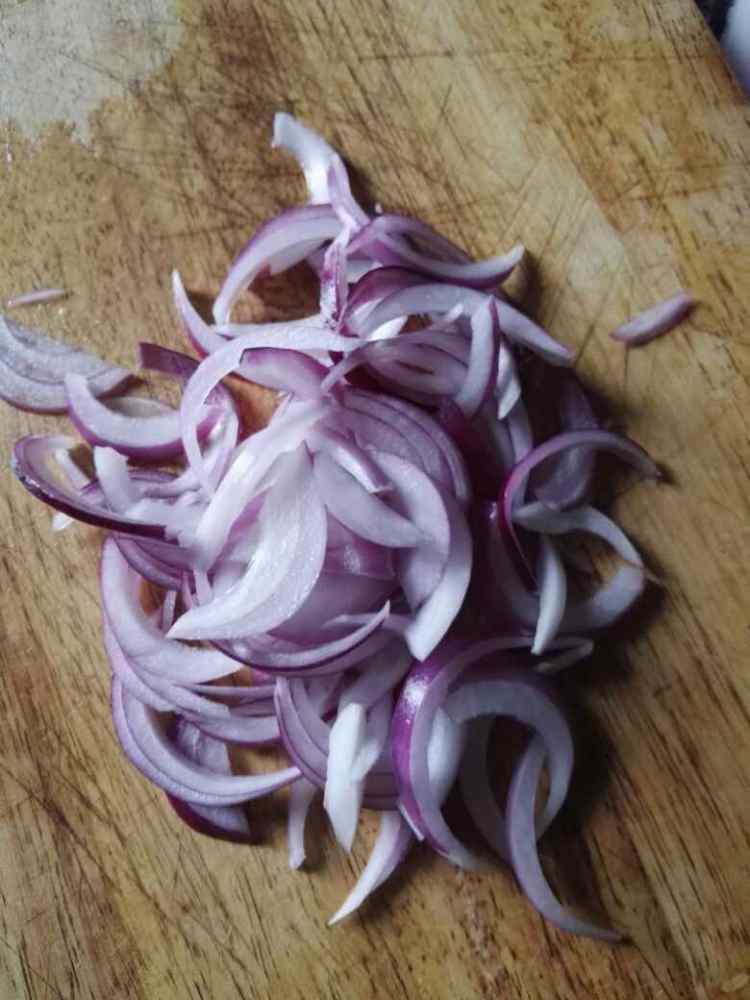 西班牙土豆煎蛋饼步骤3