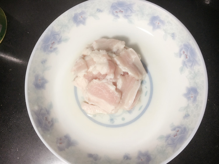 香菇炒肉步骤2