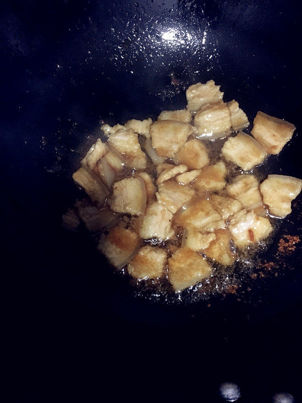香菇炒肉步骤3