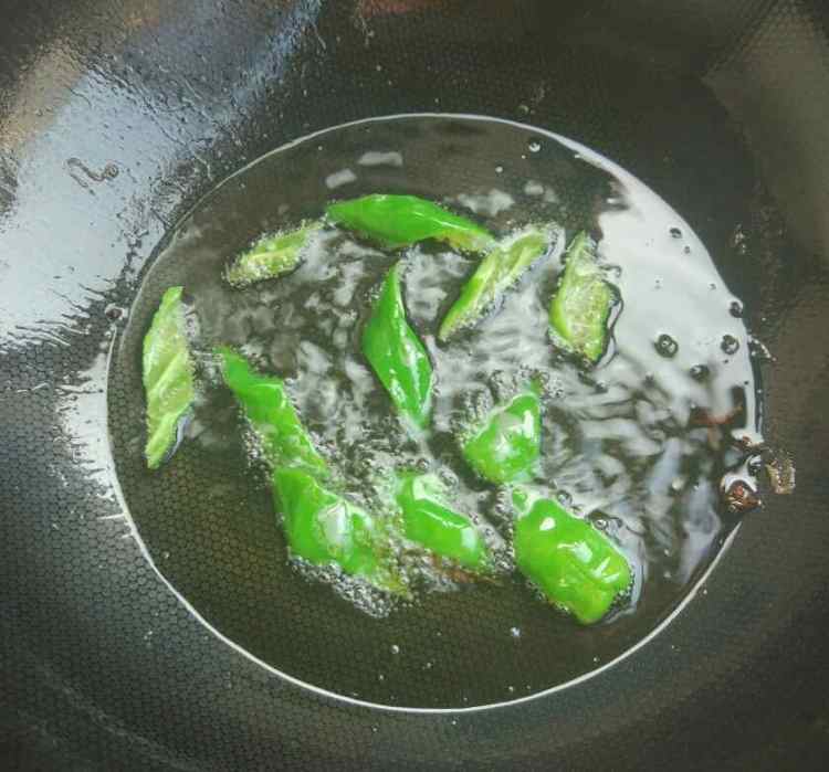 酸甜茄条步骤5