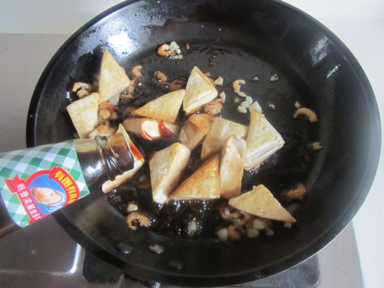蚝油豆腐步骤6