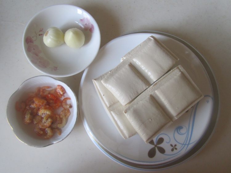 蚝油豆腐步骤1