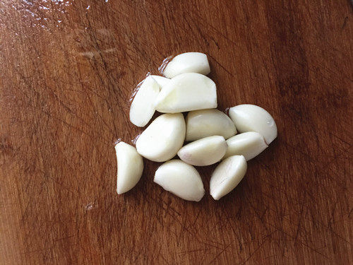 蒜蓉粉丝蒸虾步骤5