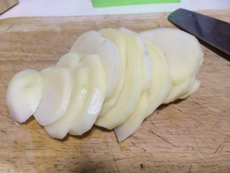 土豆培根卷步骤2