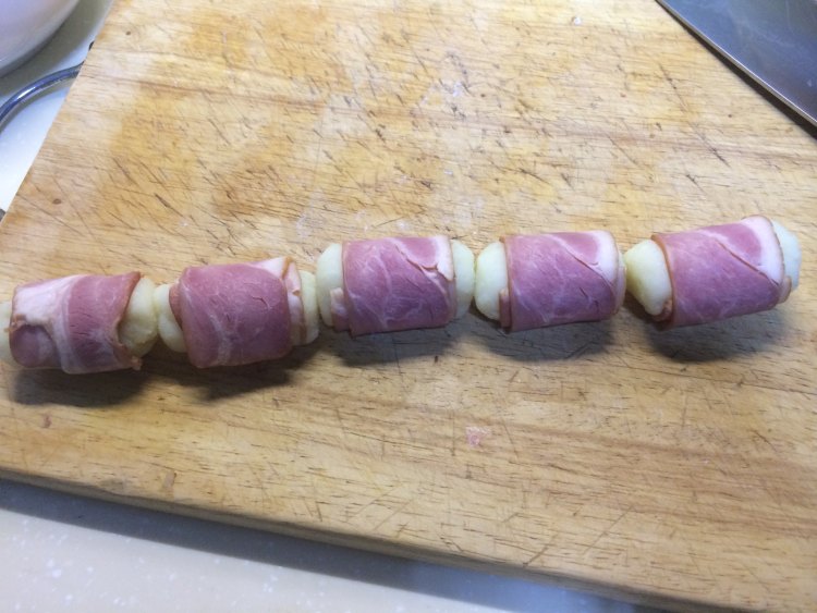 土豆培根卷步骤6