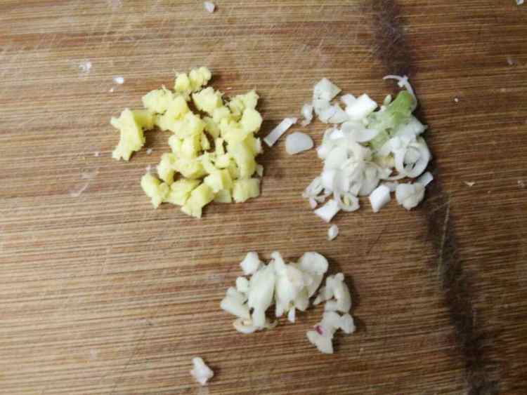 调汁煮豌豆步骤5