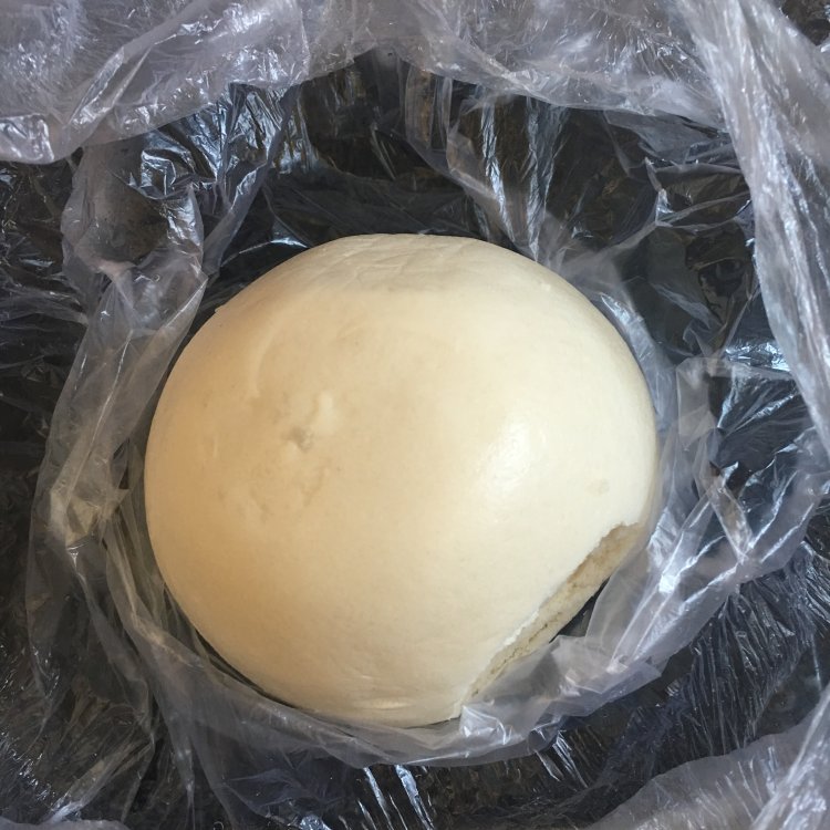 蛋煎馒头片步骤1