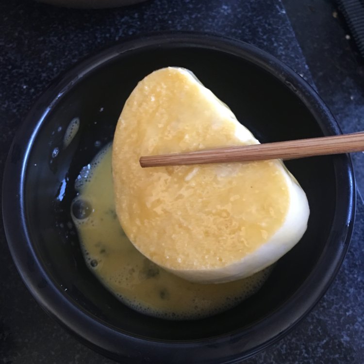 蛋煎馒头片步骤5