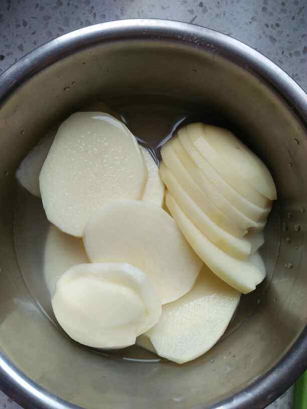 肉末土豆泥步骤1
