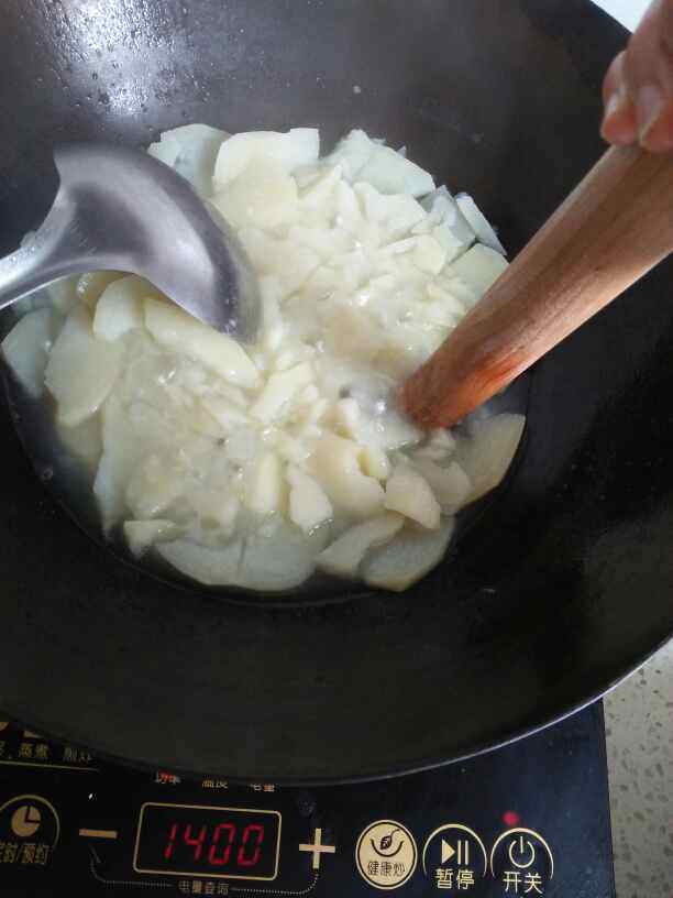 肉末土豆泥步骤3