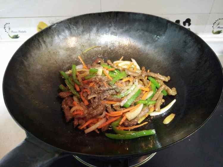 黑椒牛肉丝步骤9