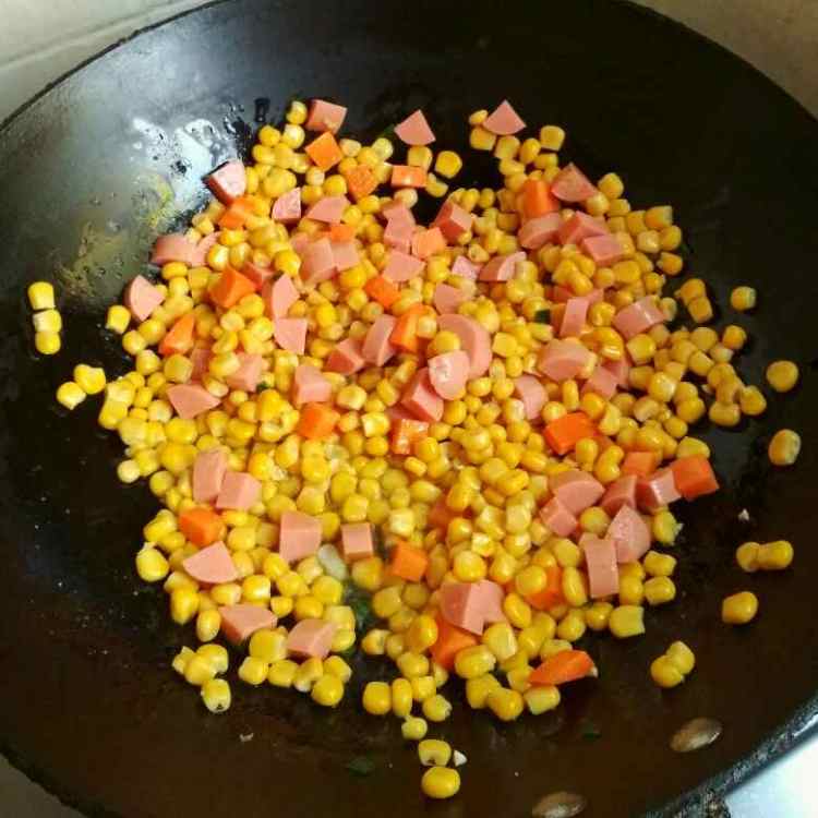 香肠玉米蔬菜丁步骤4