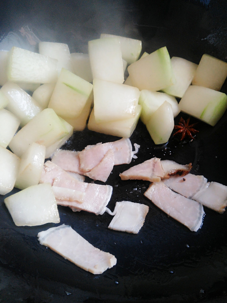 腊肉烧冬瓜步骤4