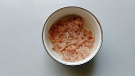 酸菜豆瓣炒肉丝步骤5