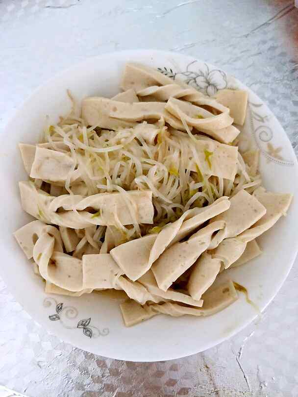 豆芽炒肉糕步骤6