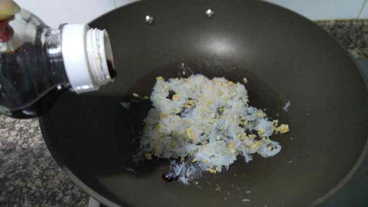 金蒜丝瓜盅步骤8