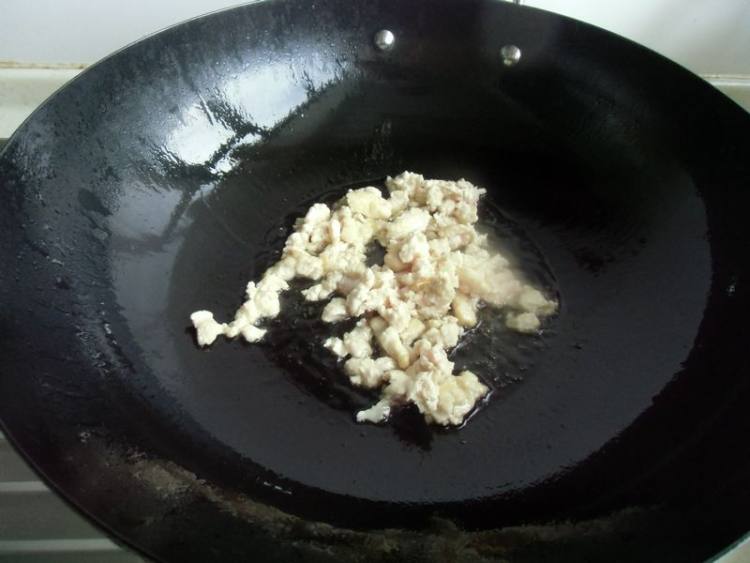 莴笋叶炒肉末步骤5