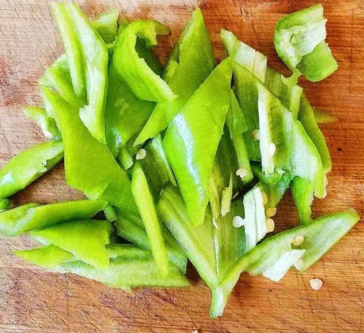 酱炒茄子步骤2