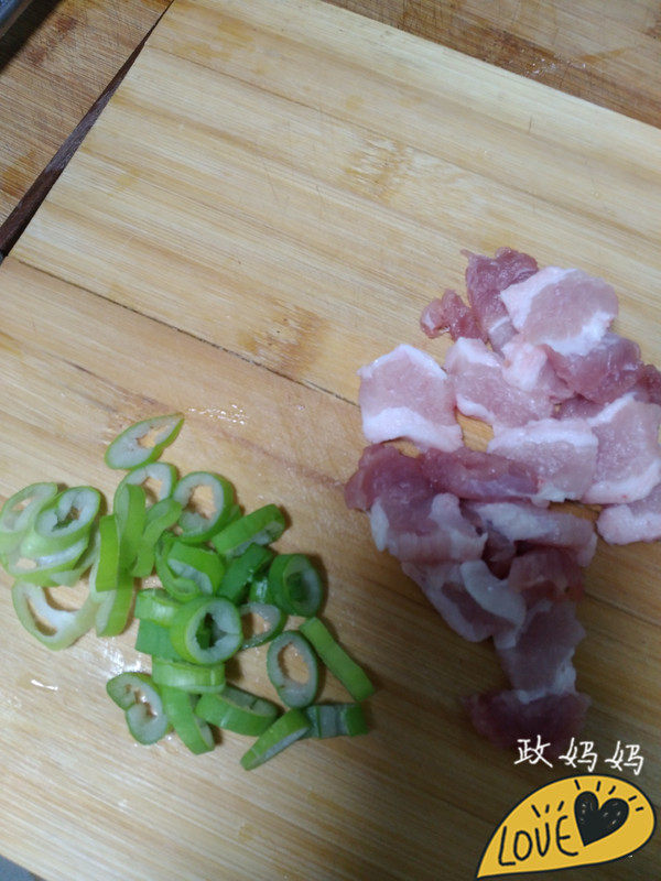 小炒菜花步骤1