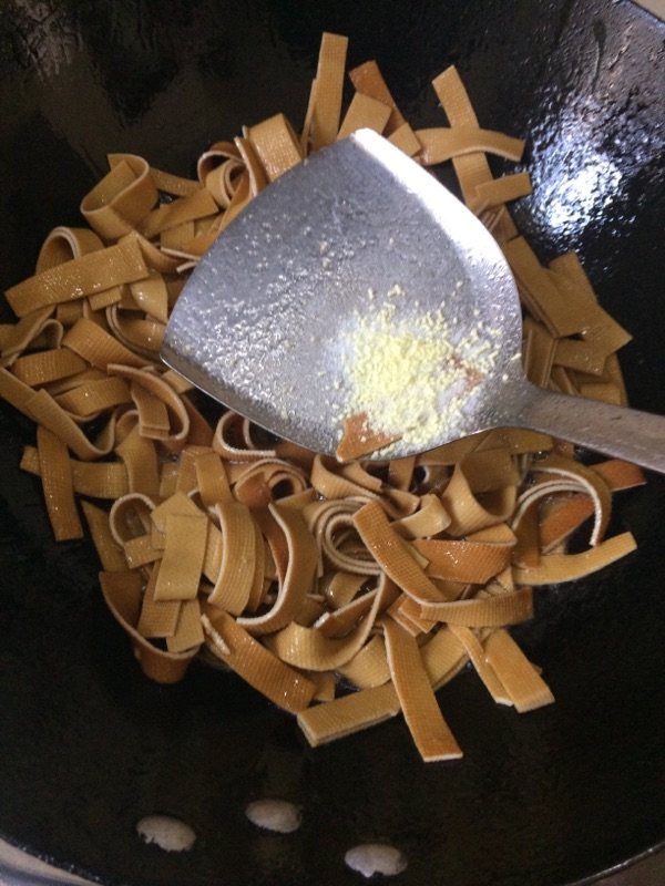 五香豆腐皮步骤4