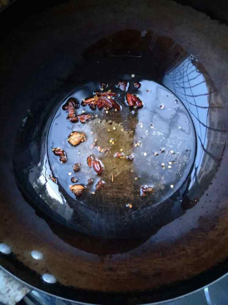 家常醋溜土豆丝步骤4