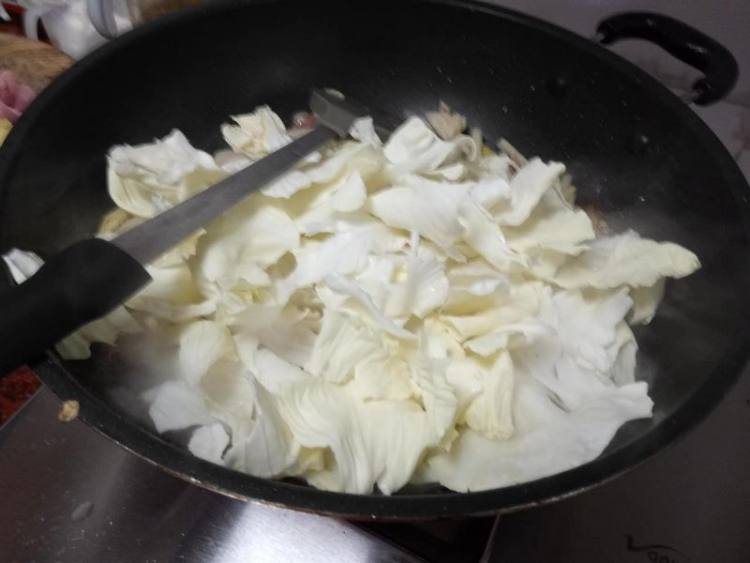 腊味炒萝卜干步骤8