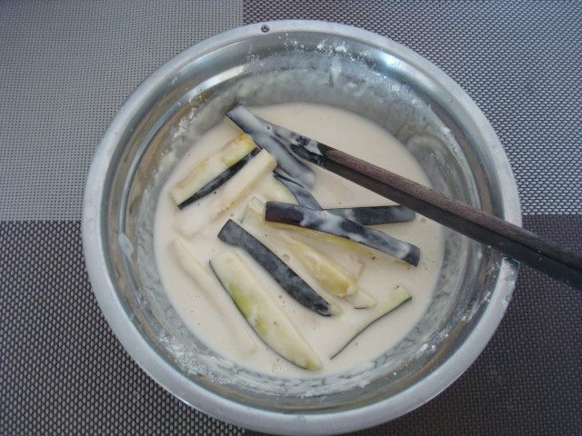 避风塘茄子步骤3