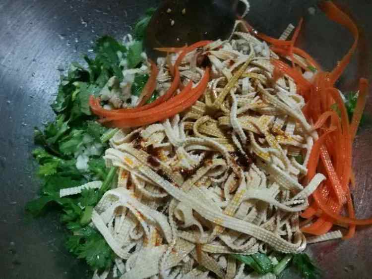 凉拌豆皮步骤5