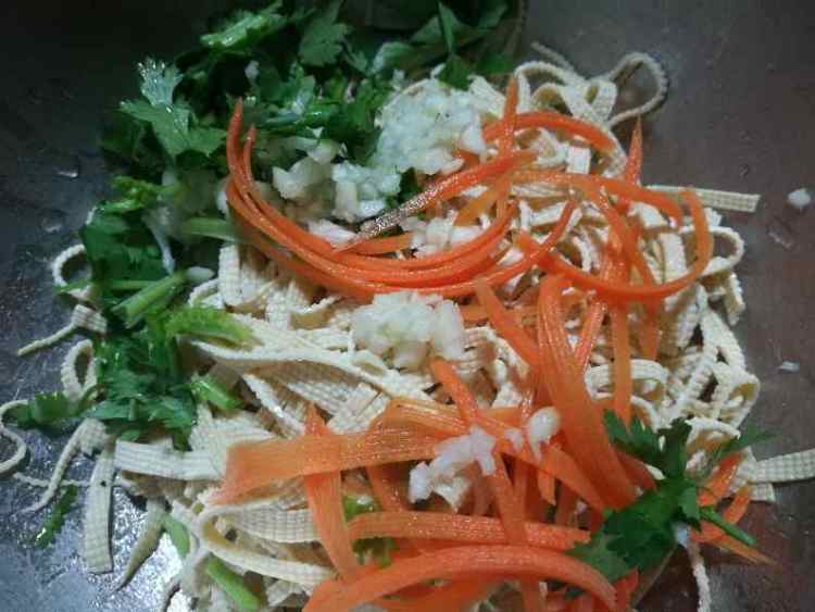 凉拌豆皮步骤4