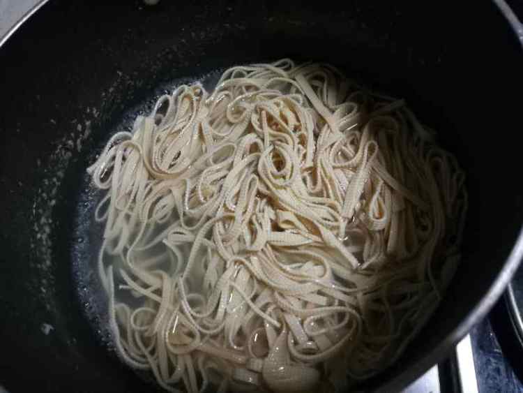 凉拌豆皮步骤2