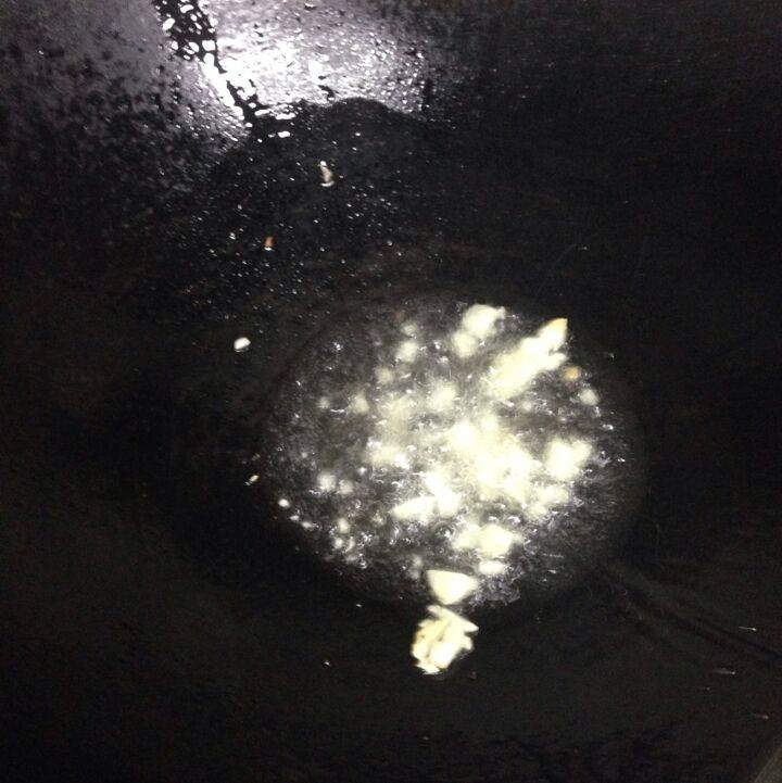 炒白苋菜步骤3