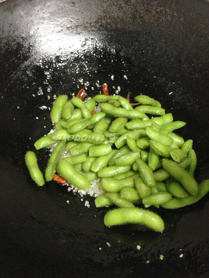 凉拌毛豆步骤6