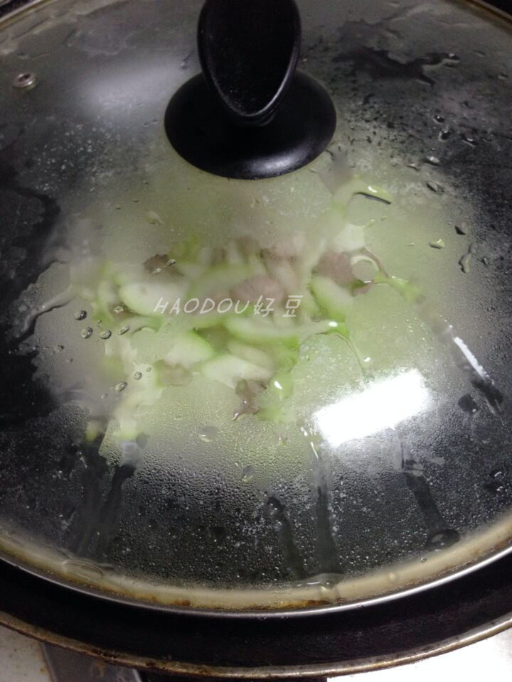 瓠瓜炒肉步骤7
