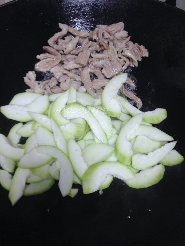 瓠瓜炒肉步骤5